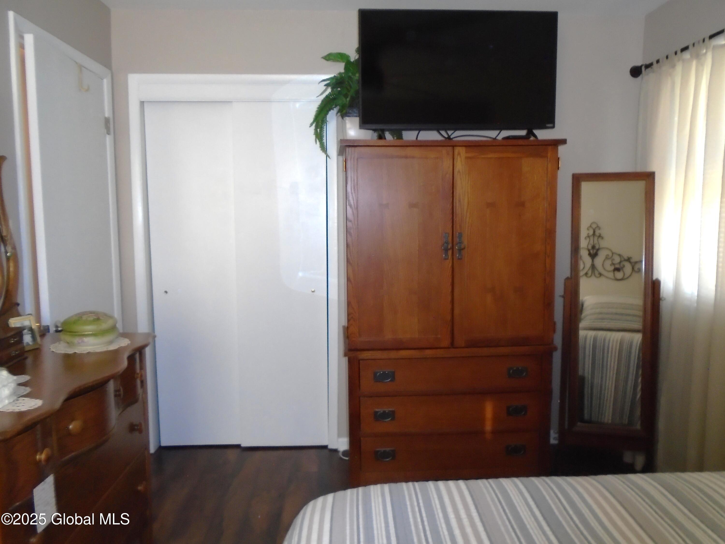 114 Chiswell Road Schenectady, NY 12304 - Photo 34 of 44 Chiswell 26