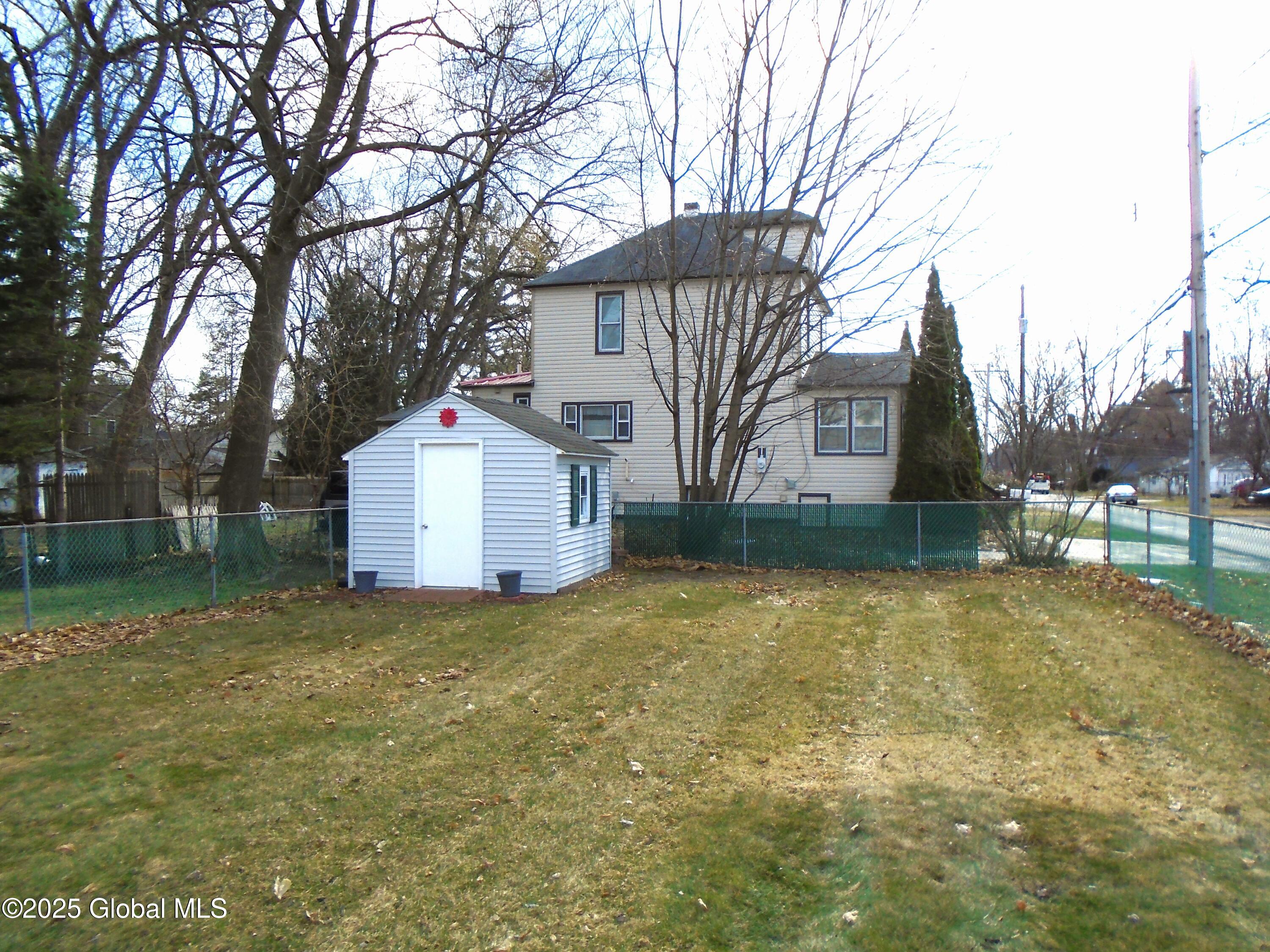 114 Chiswell Road Schenectady, NY 12304 - Photo 5 of 44 Chiswell 44