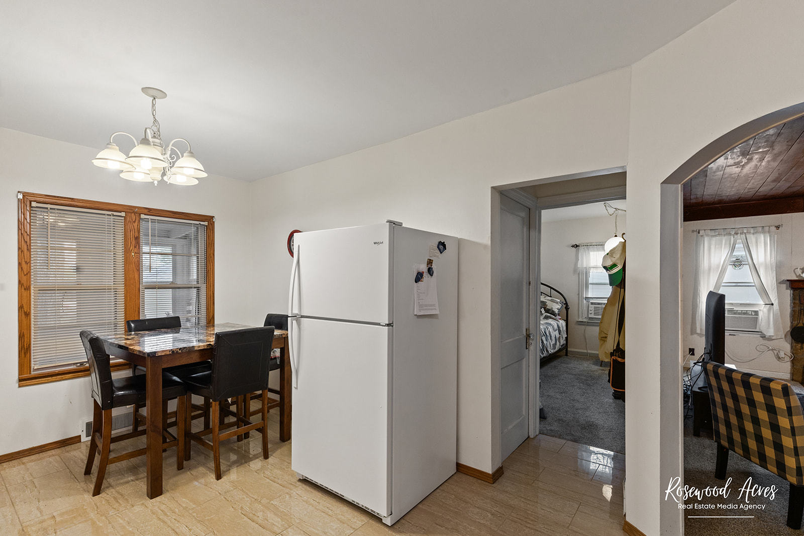 2657 River Road Kankakee, IL 60901 - Photo 18 of 22 a view of a dining room with furniture window and wooden floor