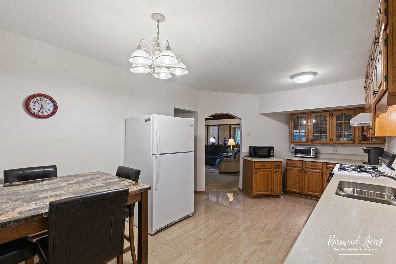 2657 River Road Kankakee, IL 60901 - Photo 20 of 22 a view of a kitchen with refrigerator and furniture