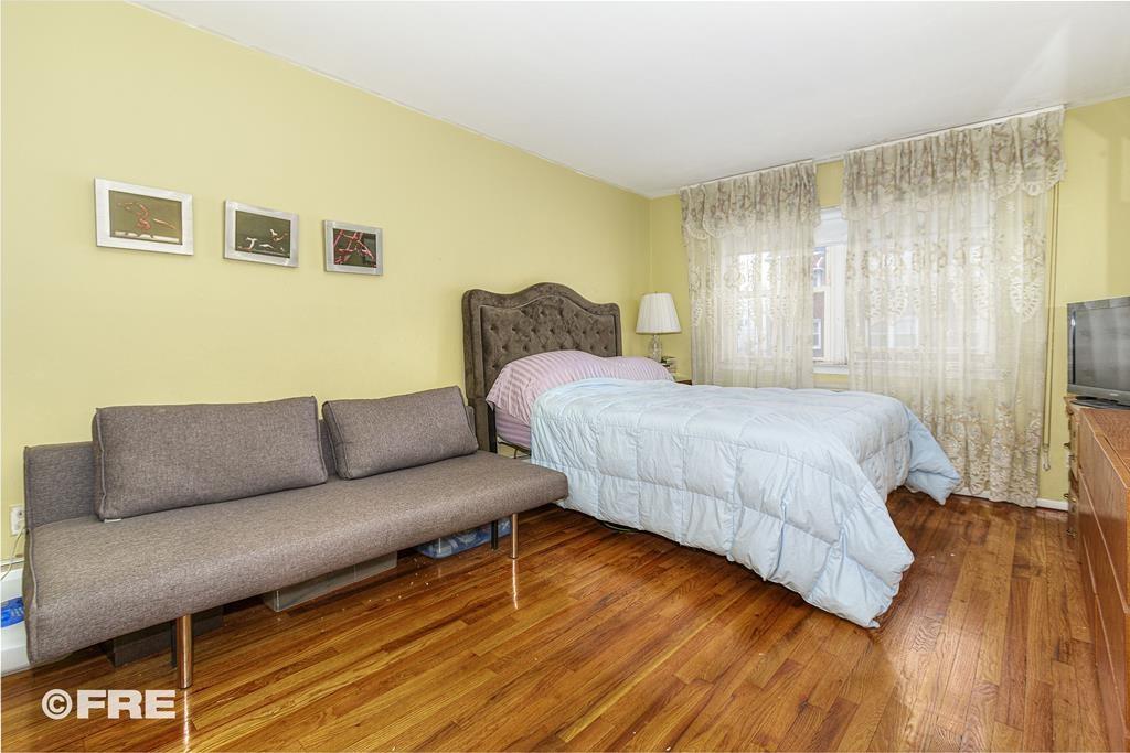 10568 Flatlands 3rd Street Brooklyn, NY 11236 - Photo 7 of 17