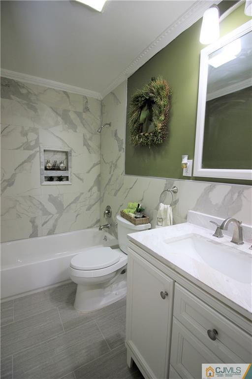 33 Wellington Road East Brunswick, NJ 08816 - Photo 13 of 25 Gallery Image 13