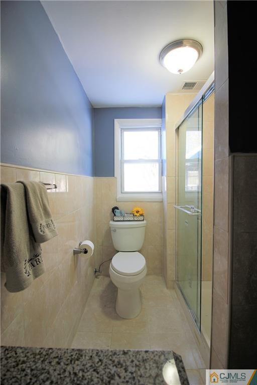 33 Wellington Road East Brunswick, NJ 08816 - Photo 23 of 25 Gallery Image 23