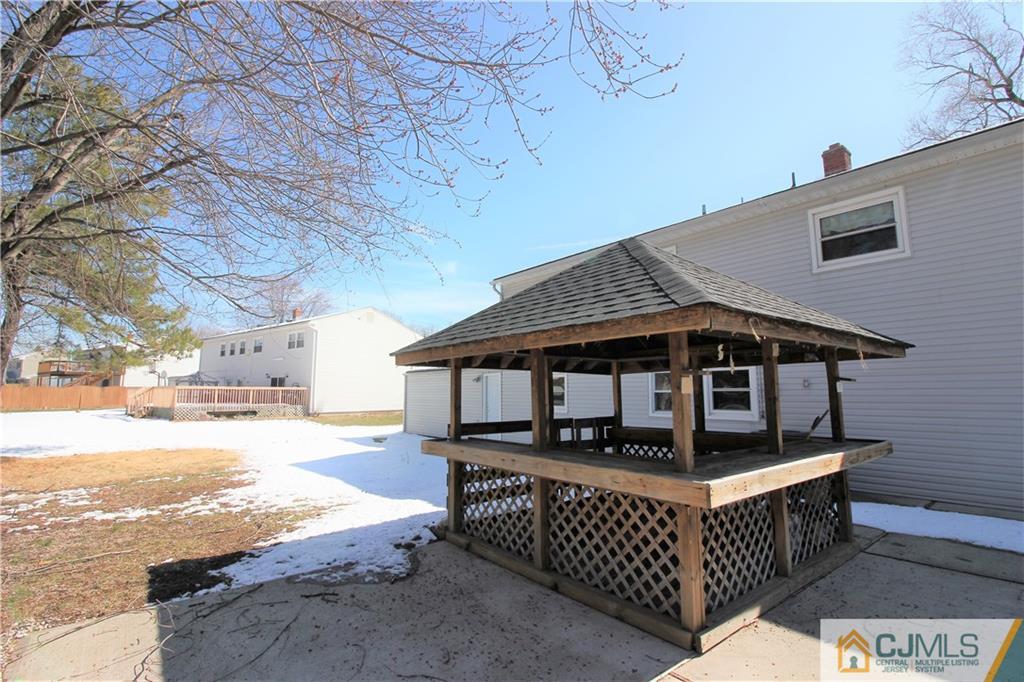 33 Wellington Road East Brunswick, NJ 08816 - Photo 25 of 25 Gallery Image 25