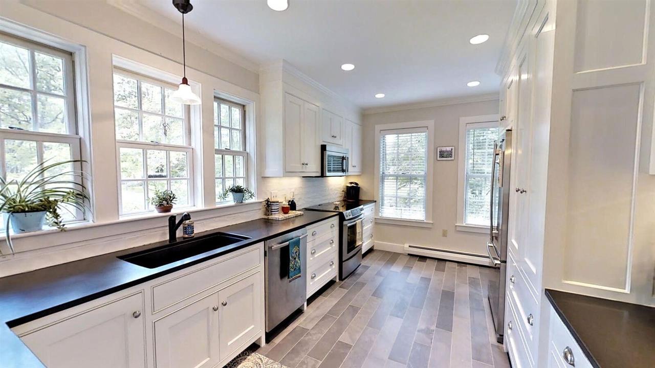 234 Holderness Road Sandwich, NH 03227 - Photo 13 of 40