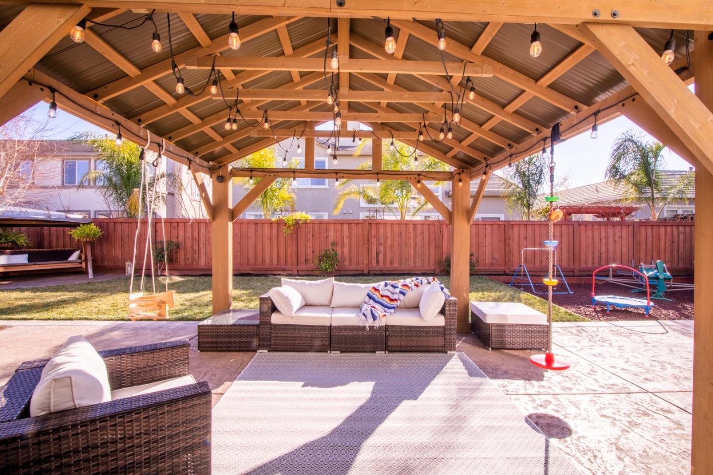 2129 Roper Circle Brentwood, CA 94513 - Photo 8 of 46
