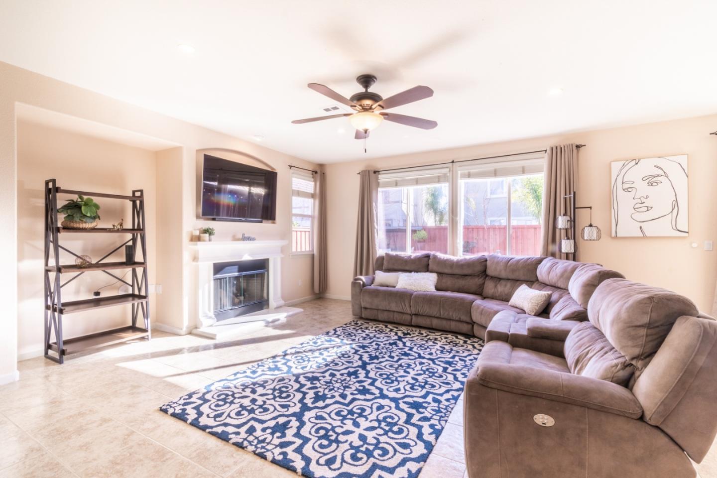 2129 Roper Circle Brentwood, CA 94513 - Photo 9 of 46