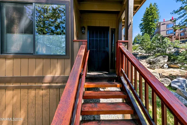 $3,000 | 215 Clubhouse Circle, Stateline, NV 89449