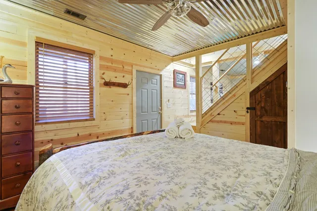 $658,500 | 128 Ridge View Estates Road, Blue Ridge, GA 30513