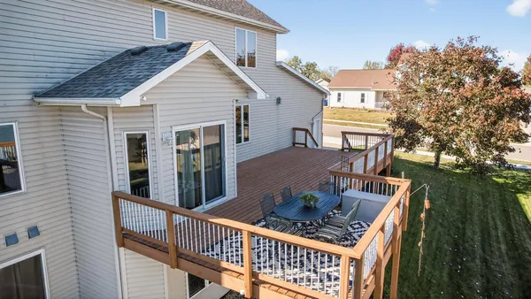 $559,900 | 713 7th Street Northwest, Byron, MN 55920