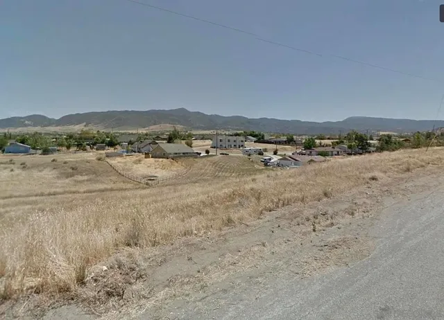 $23,000 | 19920 Mesa Drive, Tehachapi, CA 93561