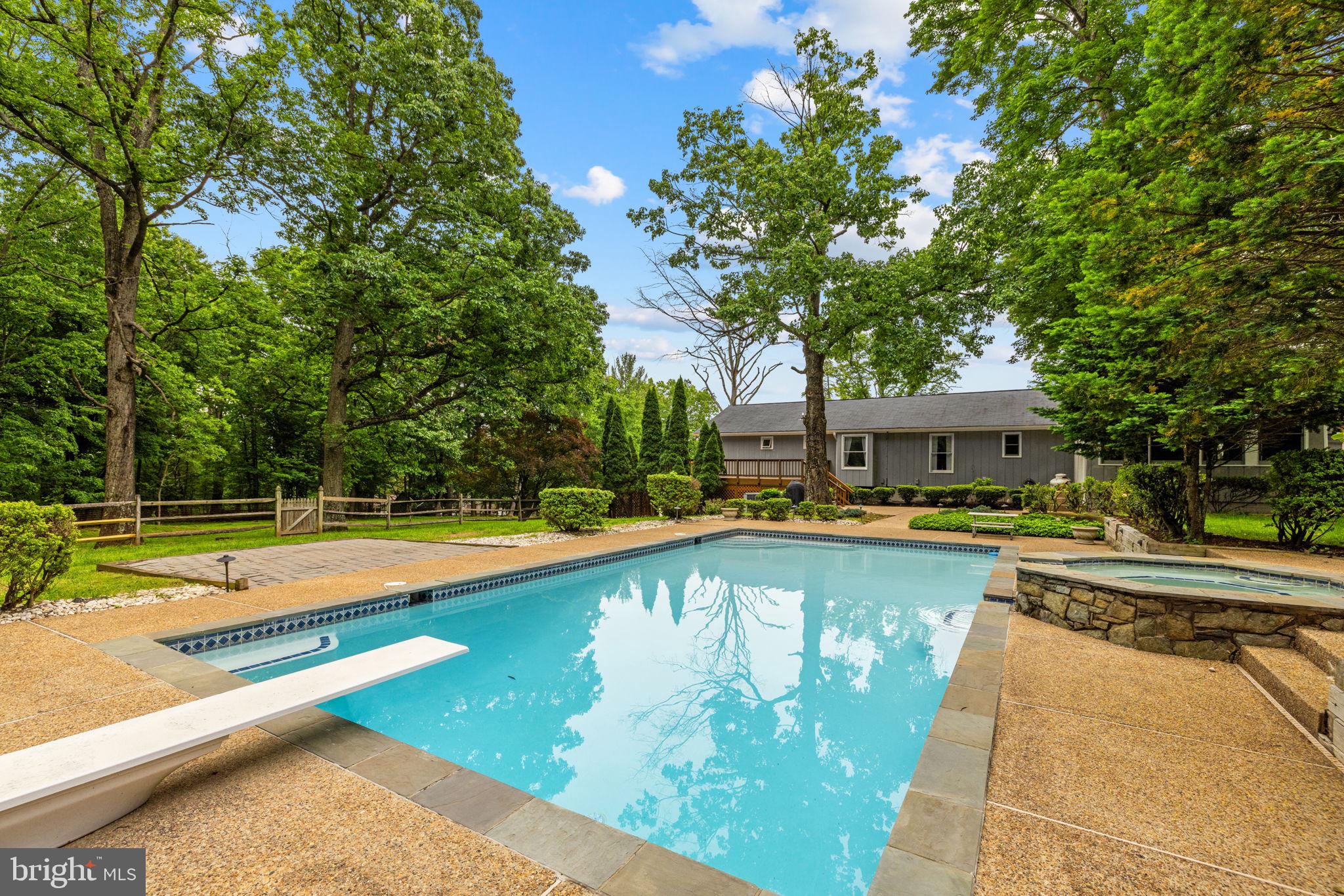 41726 Stumptown Road Leesburg, VA 20176 - Photo 58 of 91 Large Inground Pool with Spa
