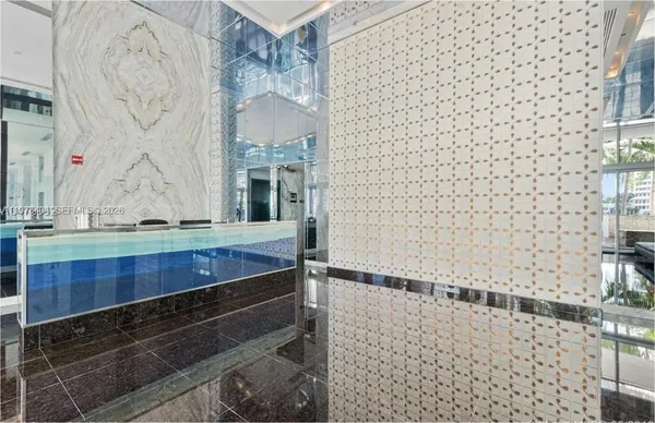 $3,200 | 325 South Biscayne Boulevard, Unit 4324, Miami, FL 33131