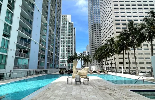 $3,200 | 325 South Biscayne Boulevard, Unit 4324, Miami, FL 33131