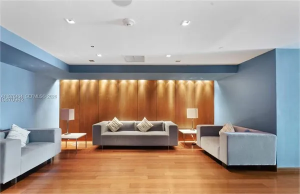 $3,200 | 325 South Biscayne Boulevard, Unit 4324, Miami, FL 33131