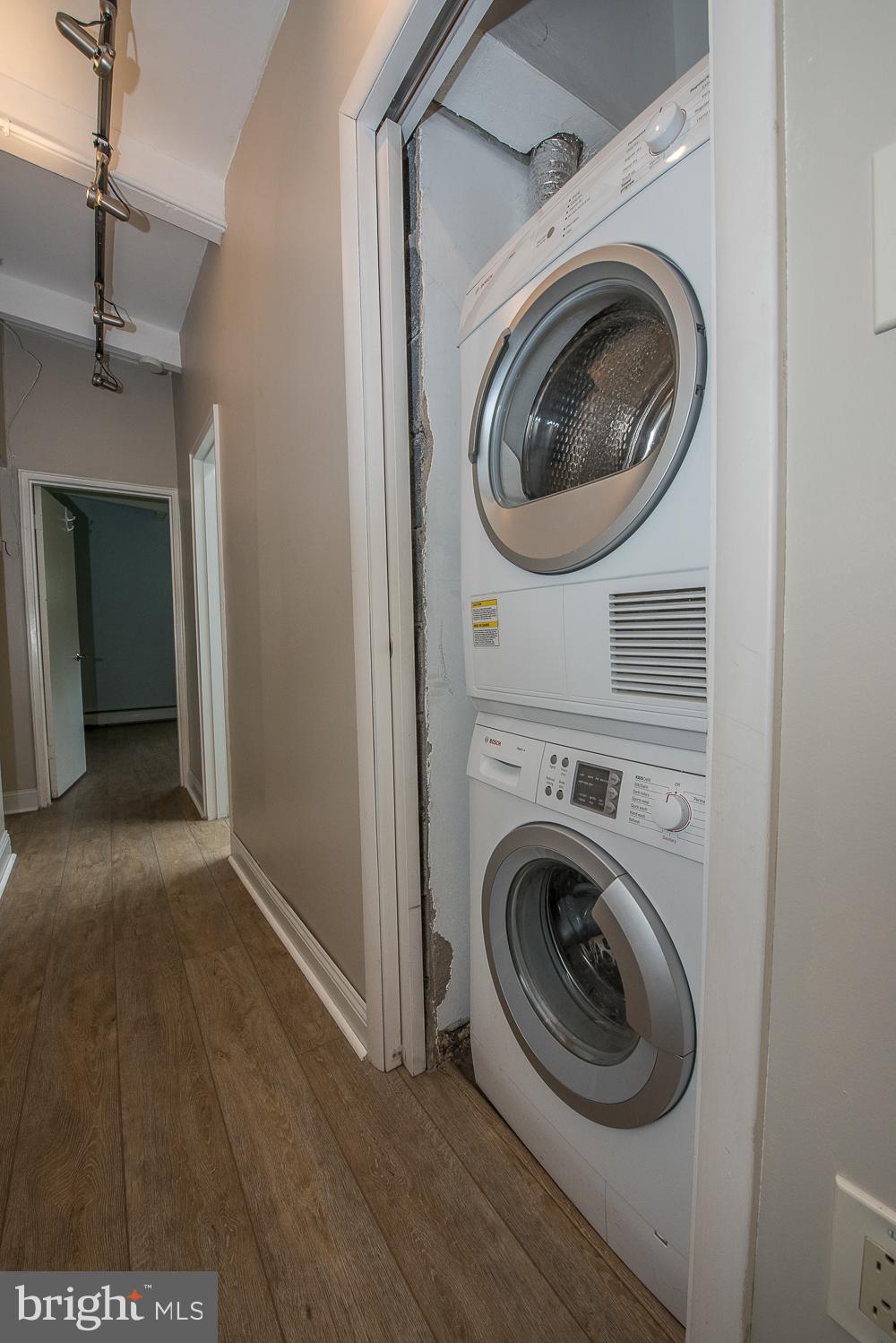 424 Fletcher Road Wayne, PA 19087 - Photo 12 of 19 Laundry