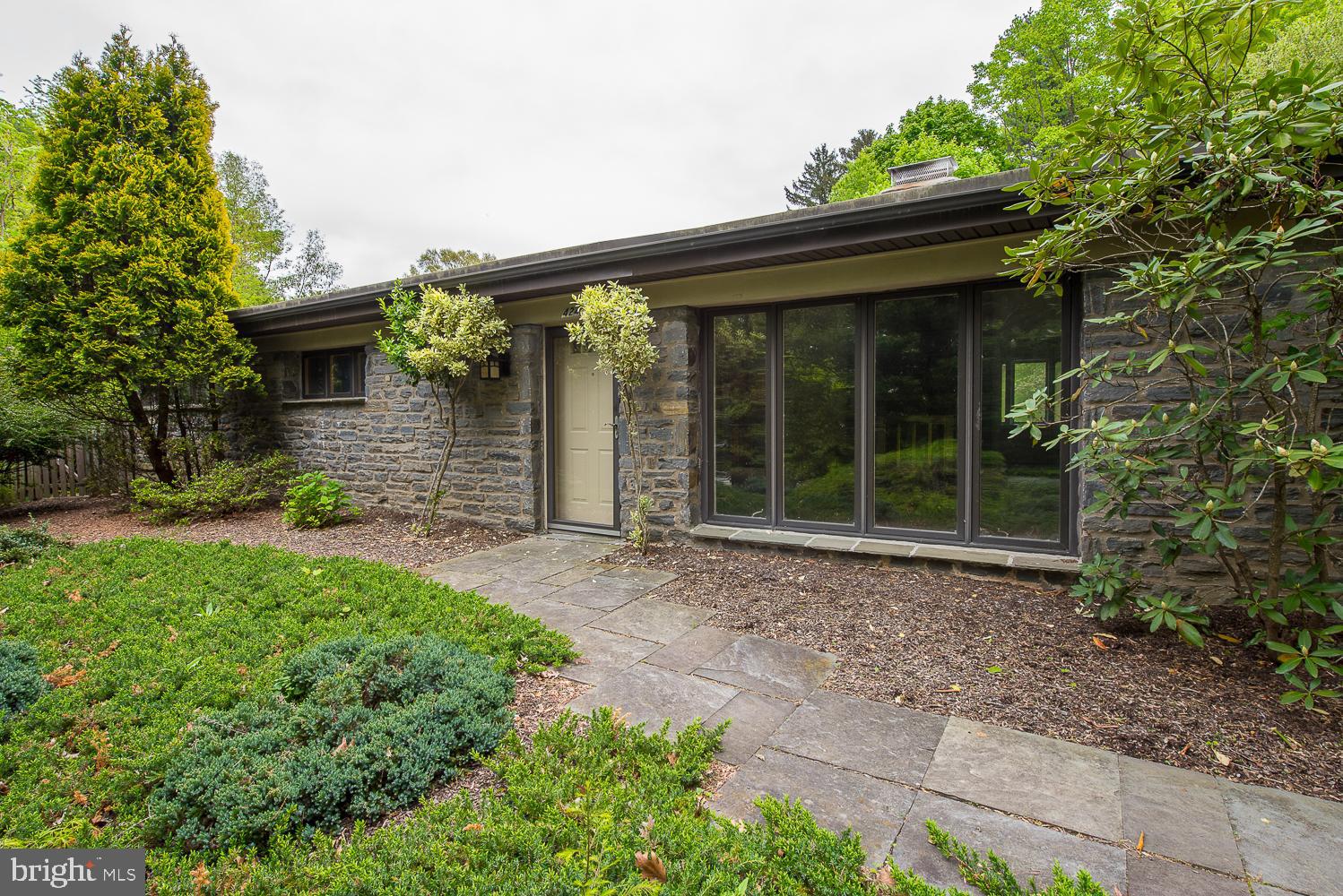 424 Fletcher Road Wayne, PA 19087 - Photo 15 of 19 Front Entrance