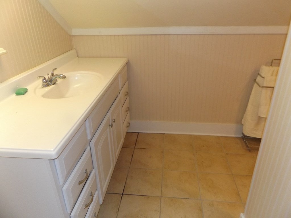 1071 Winding Ridge Road Hillsville, VA 24343 - Photo 36 of 59 Gallery Image 36