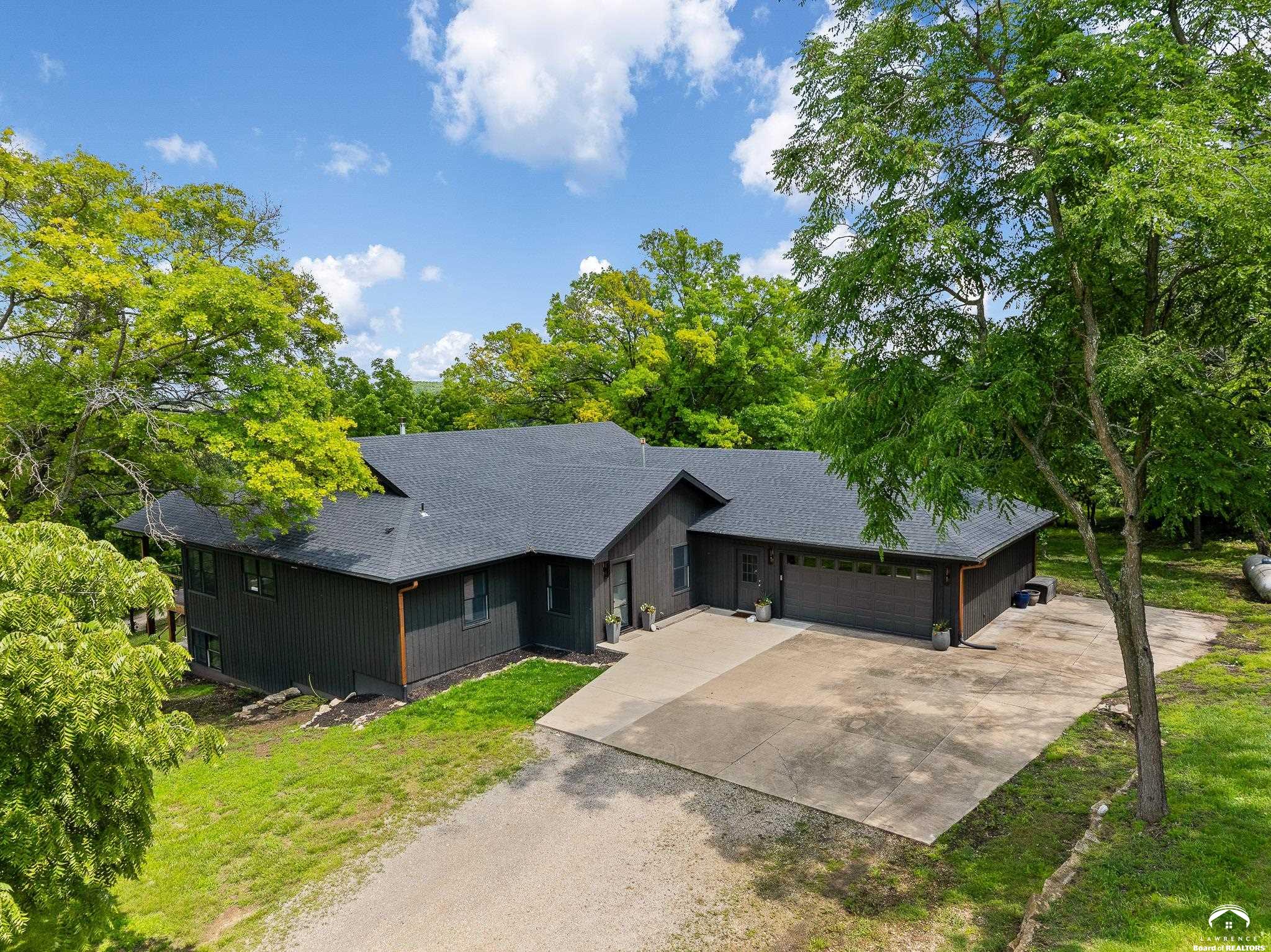1031 East 1200th Road Lawrence, KS 66047 - Photo 44 of 56