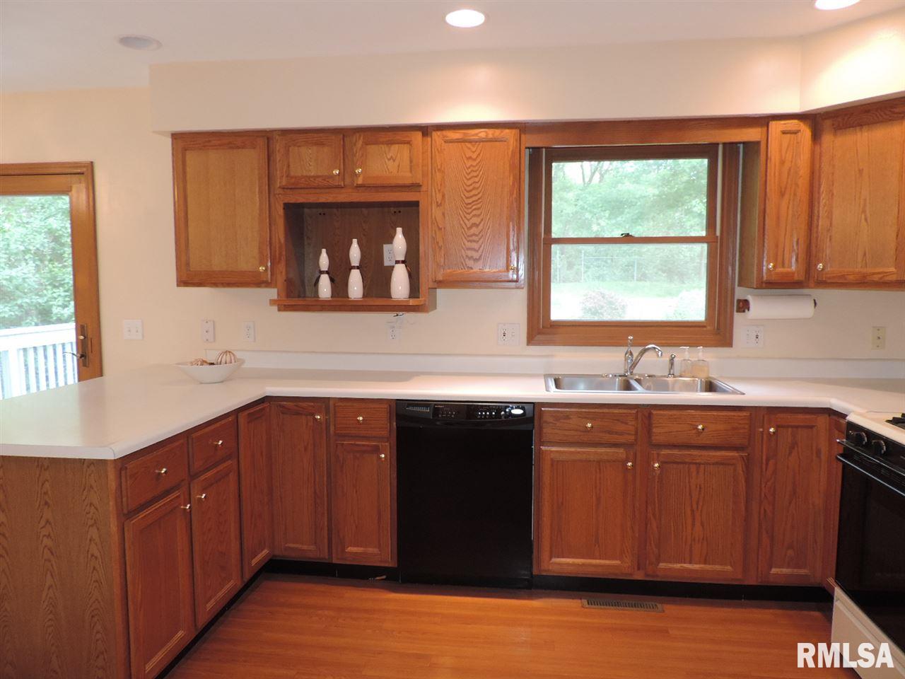 115 Yates Road Marquette Heights, IL 61554 - Photo 8 of 25 Gallery Image 8