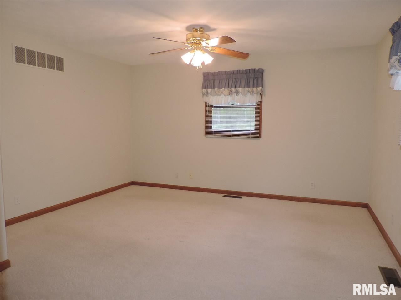 115 Yates Road Marquette Heights, IL 61554 - Photo 9 of 25 Gallery Image 9