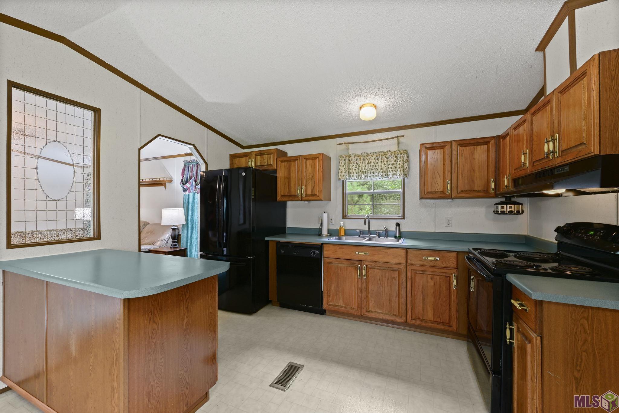 2208 Violet Street Jackson, LA 70748 - Photo 7 of 13 Kitchen