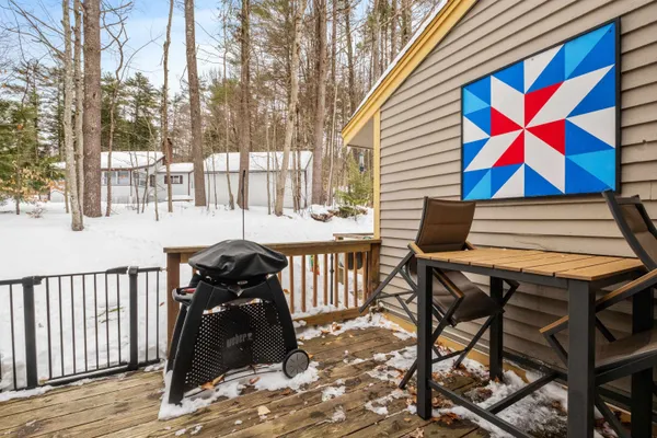 $300,000 | 35 Lakewood Pines, Unit 3, Bristol, NH 03222