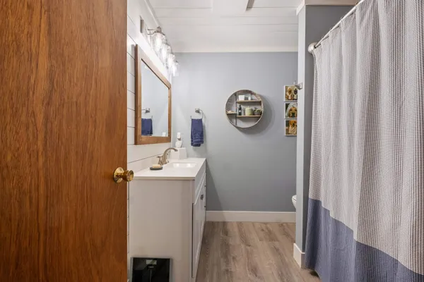 $300,000 | 35 Lakewood Pines, Unit 3, Bristol, NH 03222