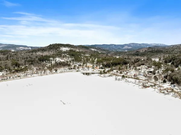 $300,000 | 35 Lakewood Pines, Unit 3, Bristol, NH 03222