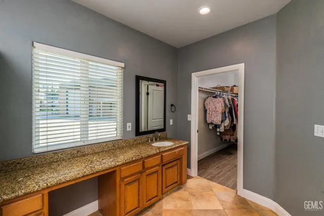 a view of walk in closet