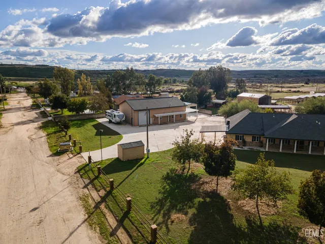 $950,000 | Undisclosed Address, Bakersfield, CA 93308