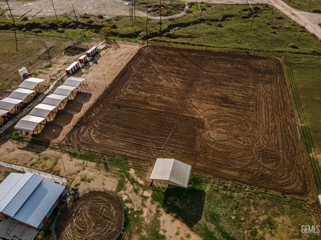 $950,000 | Undisclosed Address, Bakersfield, CA 93308