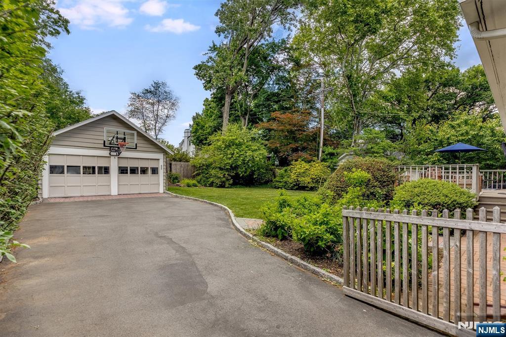 242 Forest Avenue Glen Ridge, NJ 07028 - Photo 49 of 49
