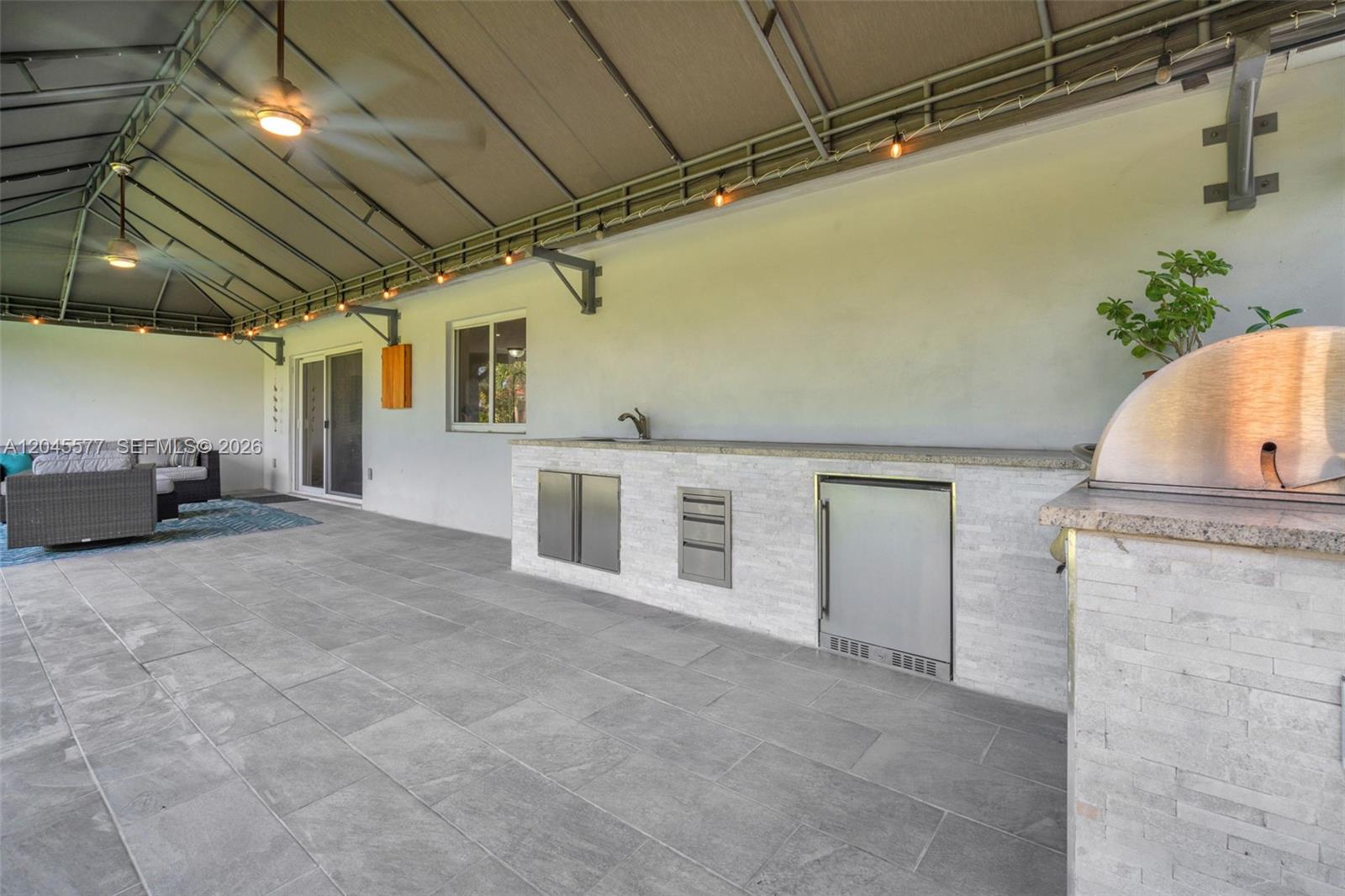 1807 Southwest 102nd Place Miami, FL 33165 - Photo 38 of 52 outdoor kitchen