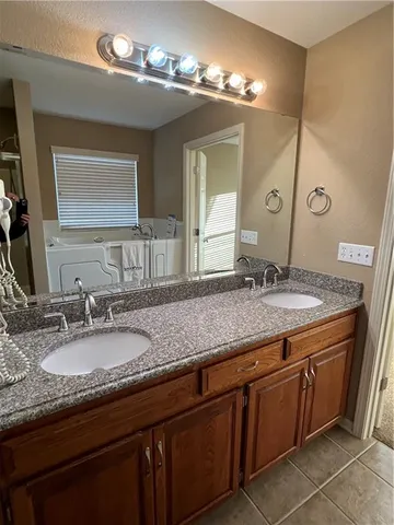 $350,000 | 109 Northwest 90th Place, Kansas City, MO 64155