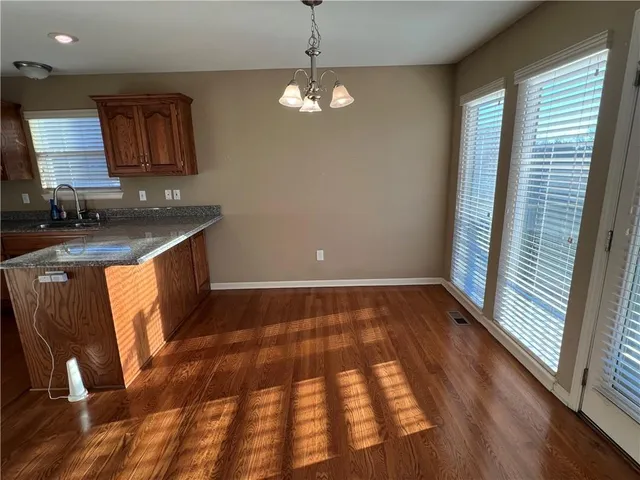 $350,000 | 109 Northwest 90th Place, Kansas City, MO 64155