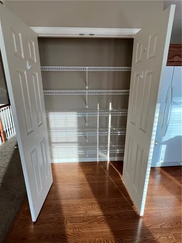 $350,000 | 109 Northwest 90th Place, Kansas City, MO 64155