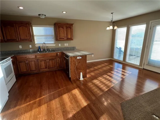 $350,000 | 109 Northwest 90th Place, Kansas City, MO 64155