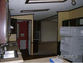 1818 Newfound Road Leicester, NC 28748 - Photo 10 of 11 Gallery Image 10
