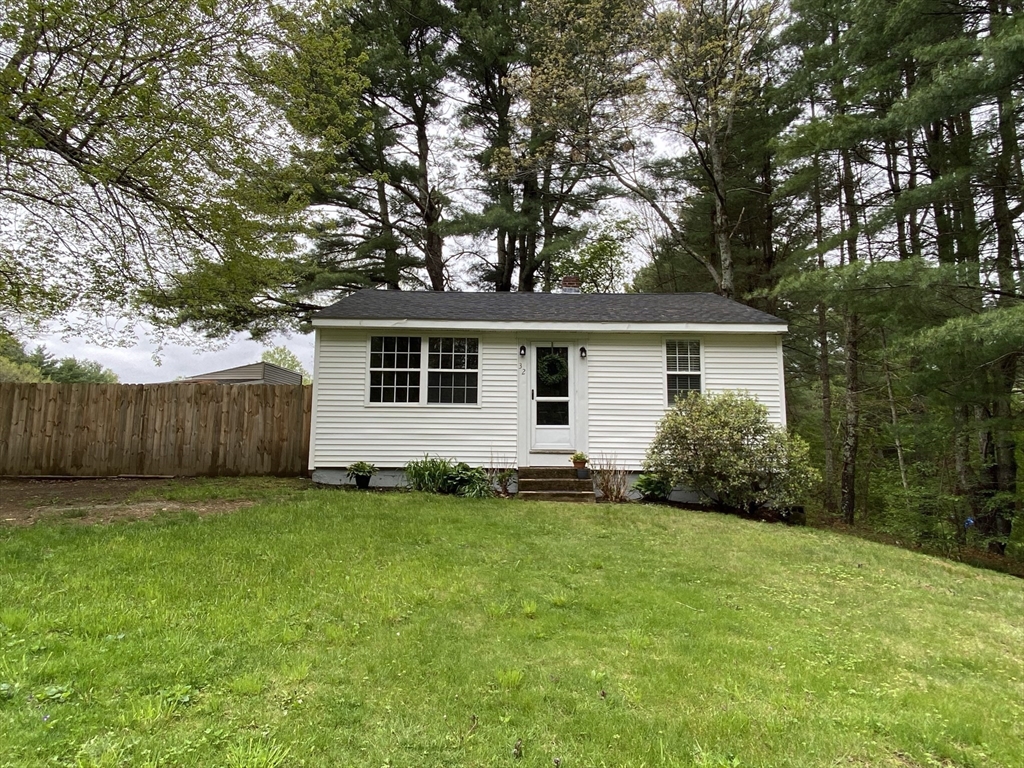 32 South Spencer Road Spencer, MA 01562 - Photo 4 of 34