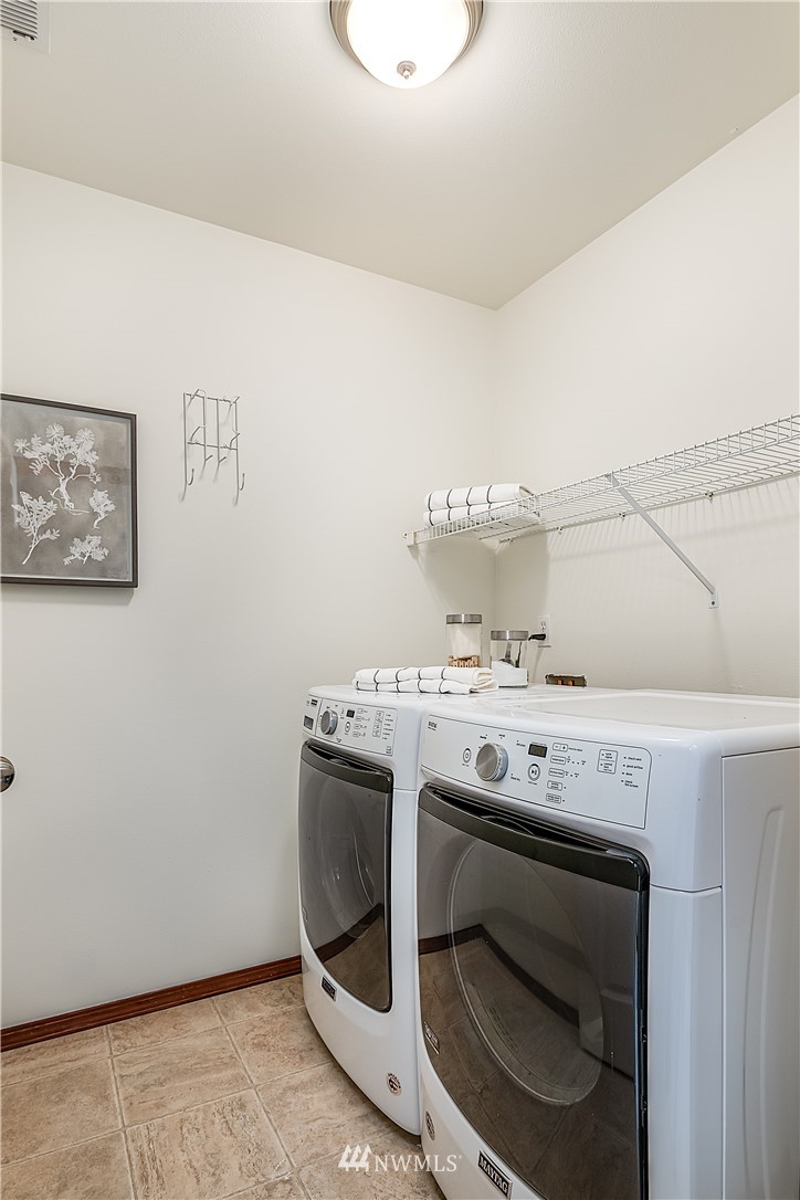 1043 215th Place Southeast Bothell, WA 98021 - Photo 19 of 29 a view of washer and dryer