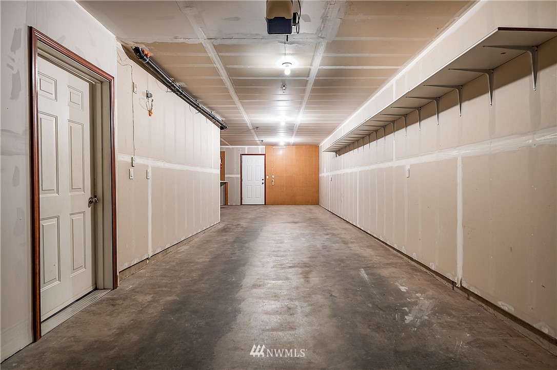1043 215th Place Southeast Bothell, WA 98021 - Photo 23 of 29 a view of a hallway