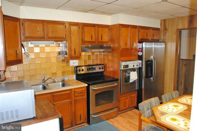 8029 Shore Road Sparrows Point, MD 21219 - Photo 15 of 17 Kitchen