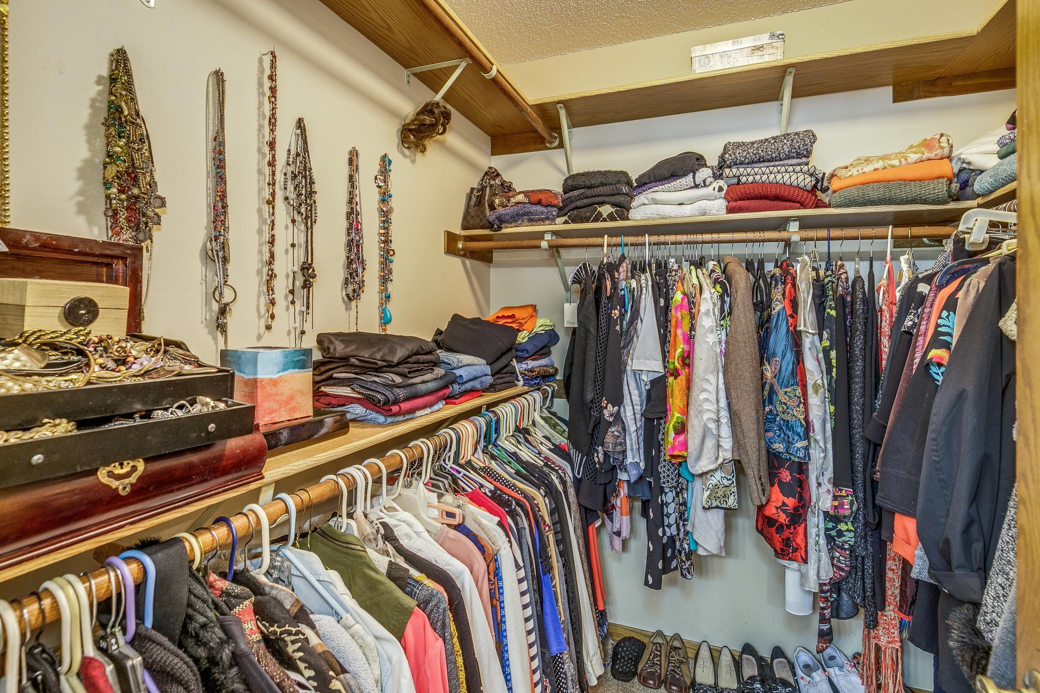 6831 Stonewood Court Eden Prairie, MN 55346 - Photo 33 of 48