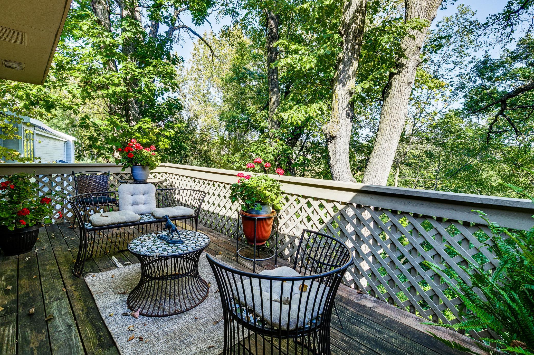 6831 Stonewood Court Eden Prairie, MN 55346 - Photo 5 of 48