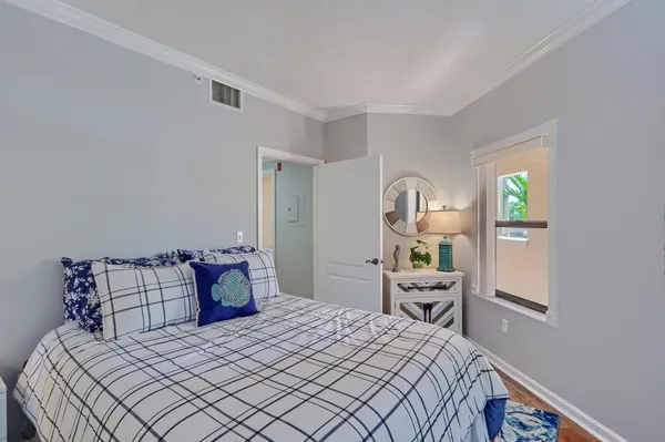 $2,900 | 400 Uno Lago Drive, Unit 204, Juno Beach, FL 33408