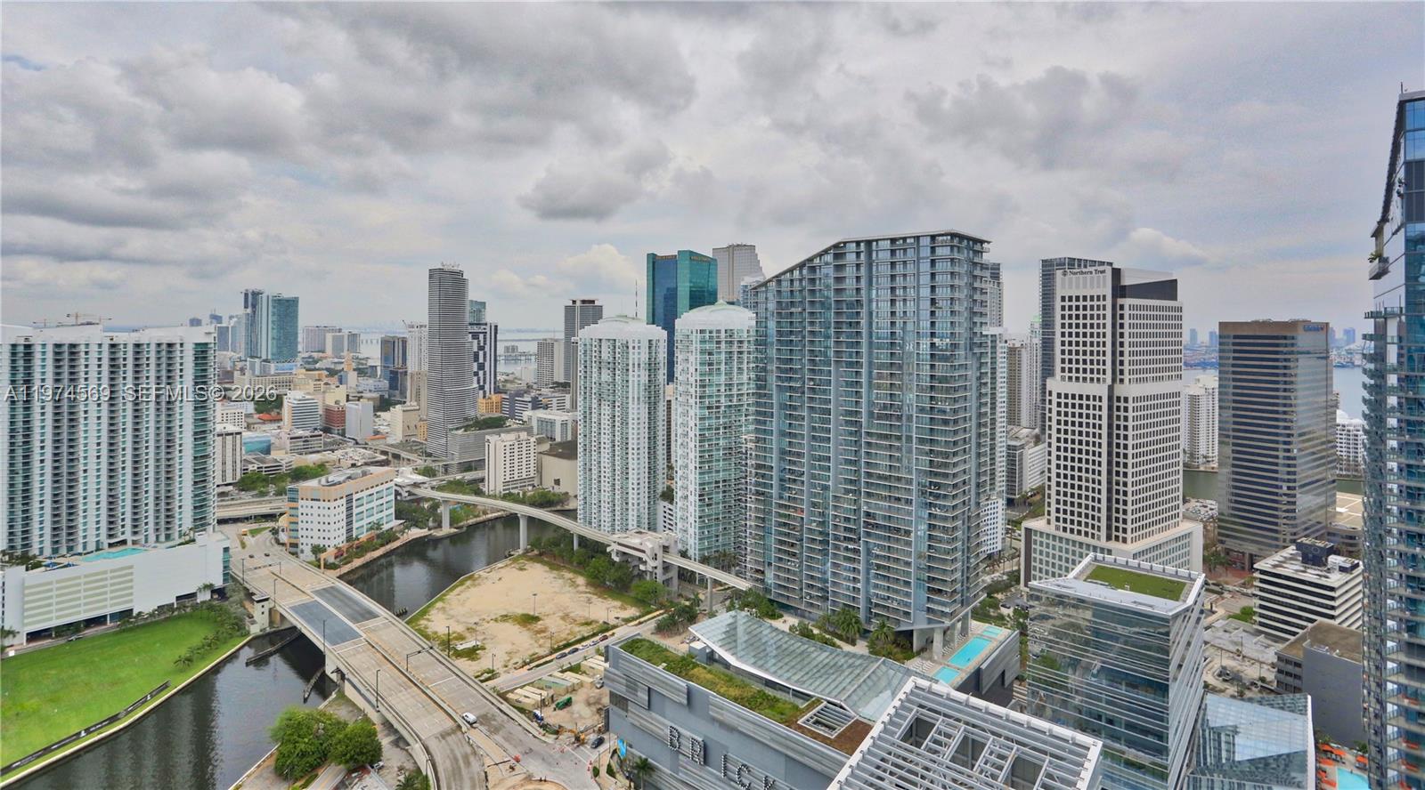 88 Southwest 7th Street, Unit 3805 Miami, FL 33130 - Photo 14 of 15