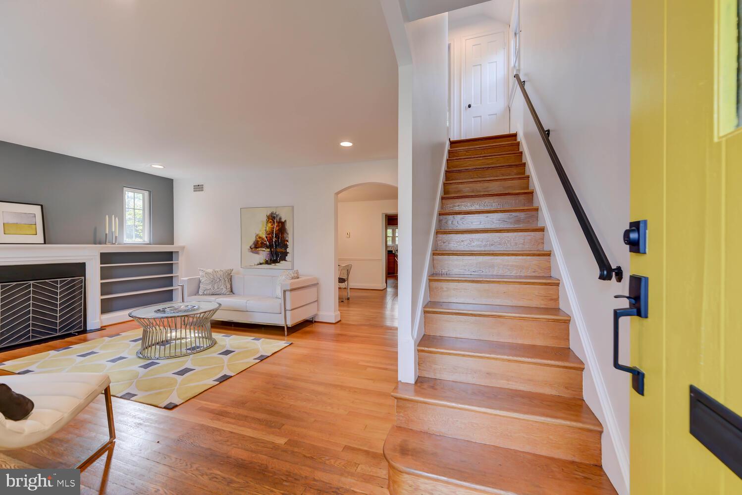 5204 Andover Road Chevy Chase, MD 20815 - Photo 3 of 49