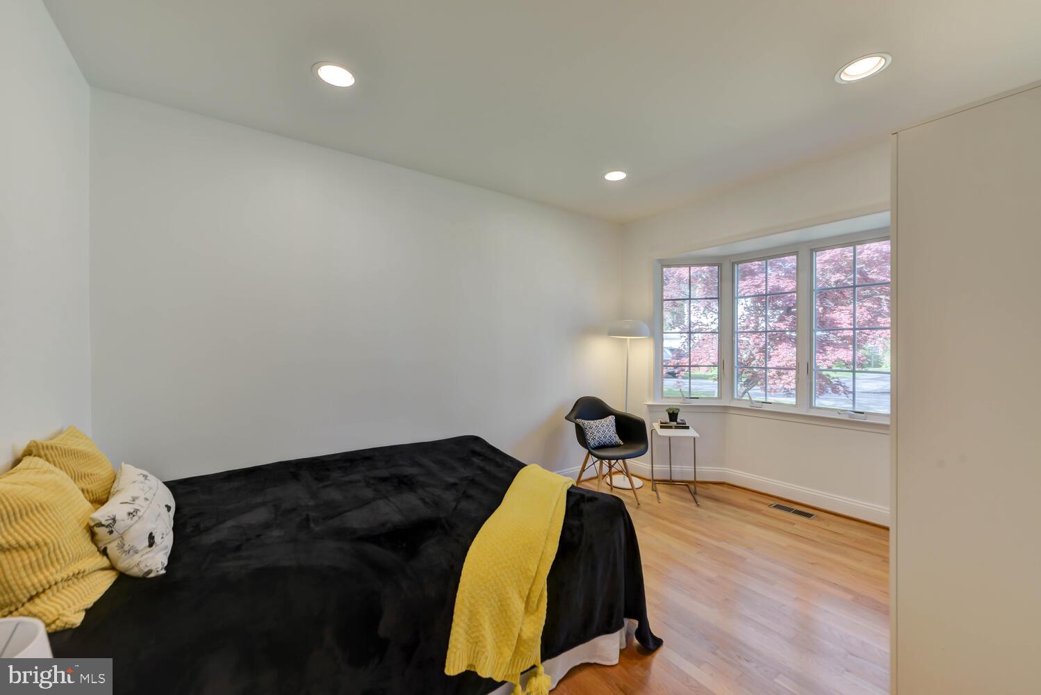 5204 Andover Road Chevy Chase, MD 20815 - Photo 24 of 49