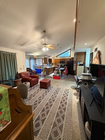 $689,000 | 316 Walnut Plain Road, Rochester, MA 02770